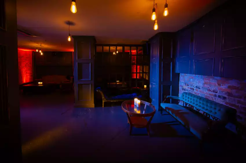 Looking Glass Cocktail Club