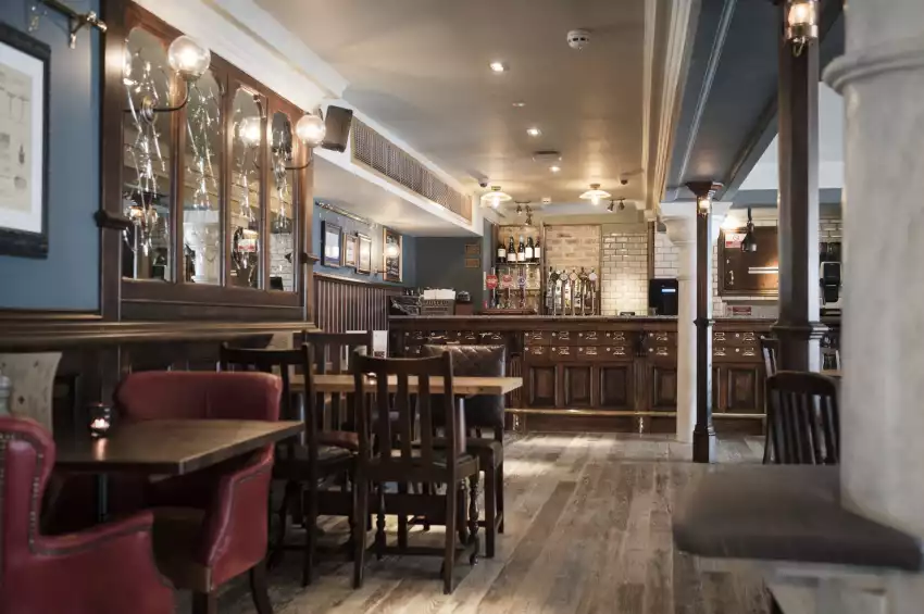 The Barrowboy & Banker 