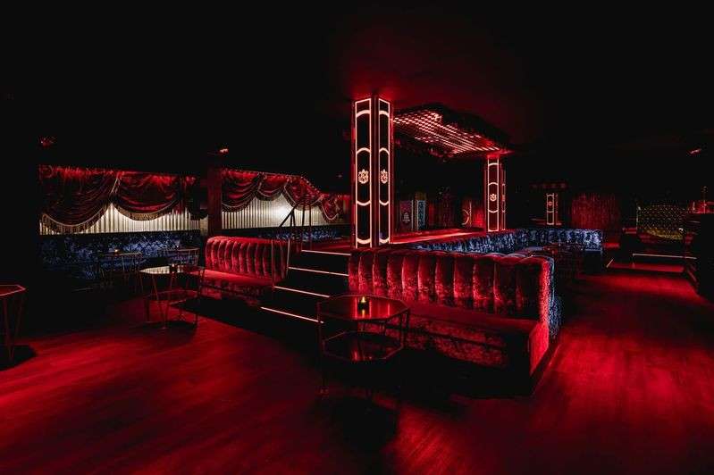 Cirque le Soir