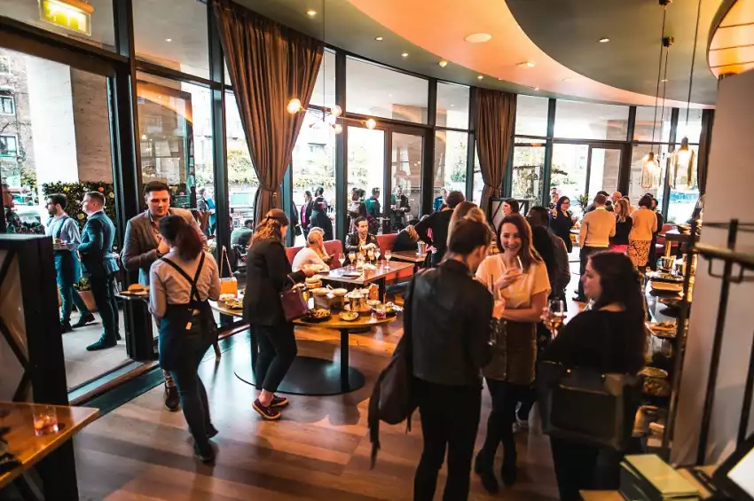 Rotunda Bar & Restaurant 