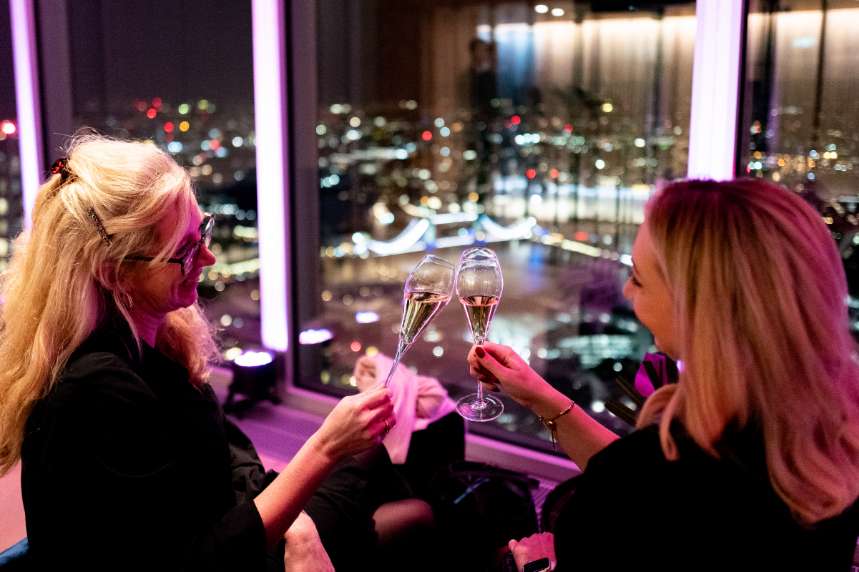 8 Bishopsgate