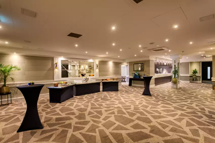 DoubleTree by Hilton London - Ealing