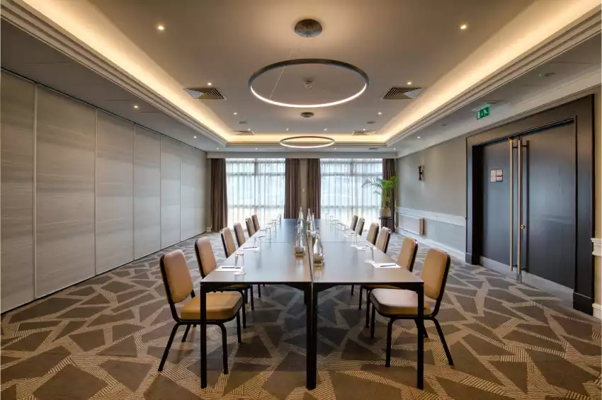 DoubleTree by Hilton London - Ealing