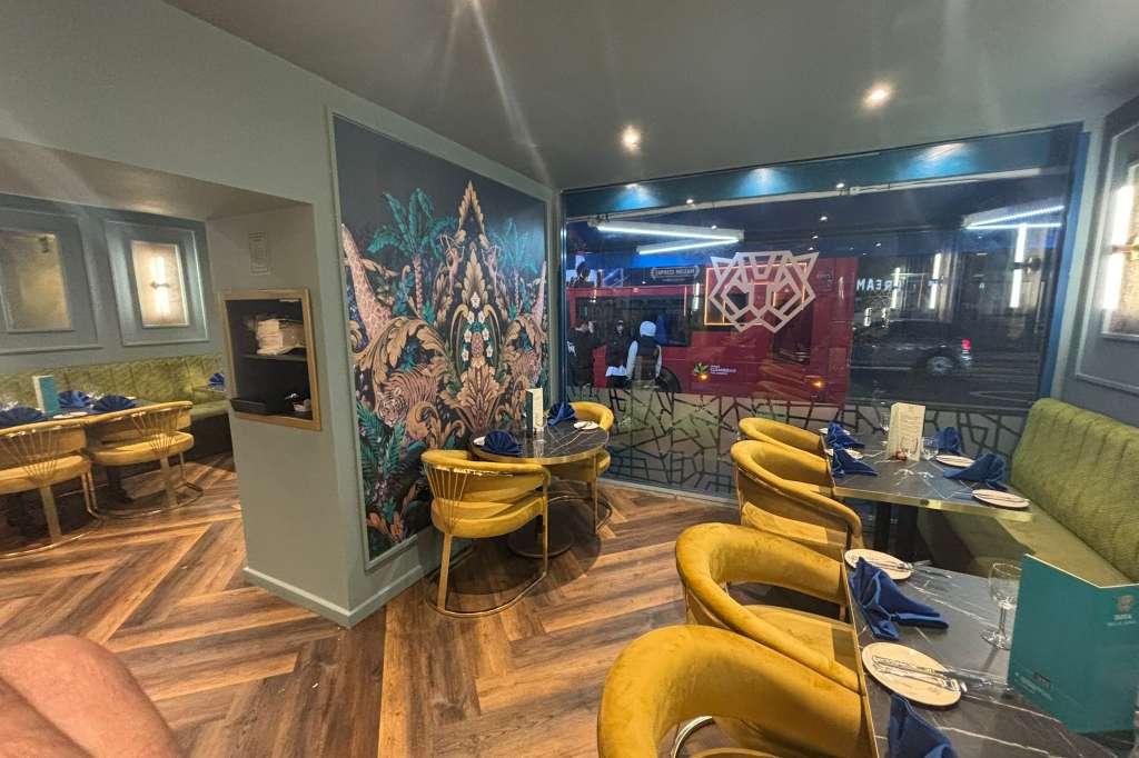 ZOYA GRILL & LOUNGE 