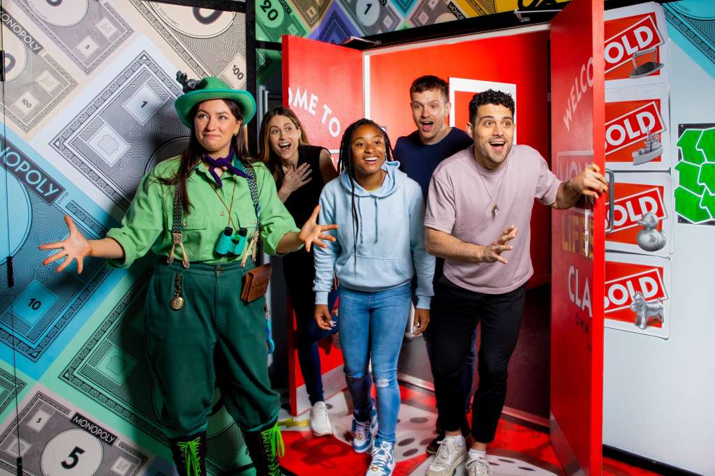 MONOPOLY LIFESIZED