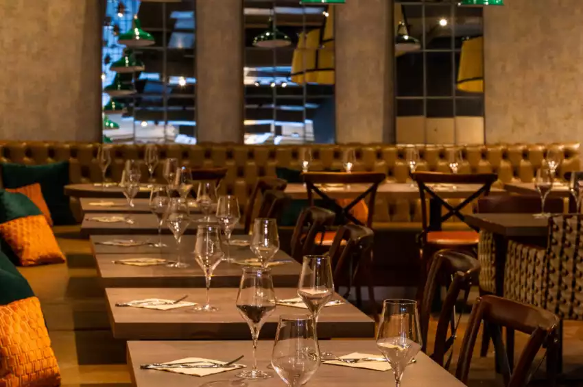 The Top Hat Restaurant & Bar