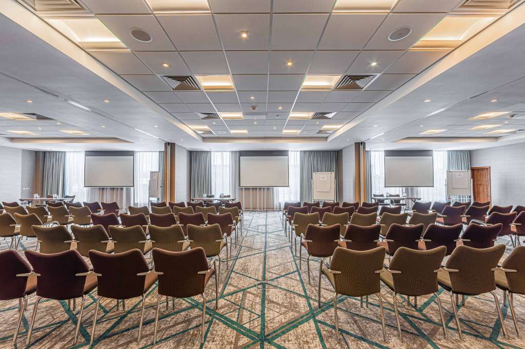 Crowne Plaza Reading East