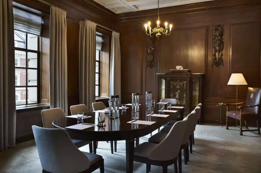 Ten Trinity Square Members Club Ten Trinity Square Members Club