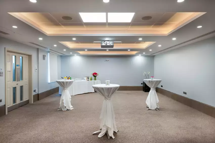 Gem  Langham Court Hotel