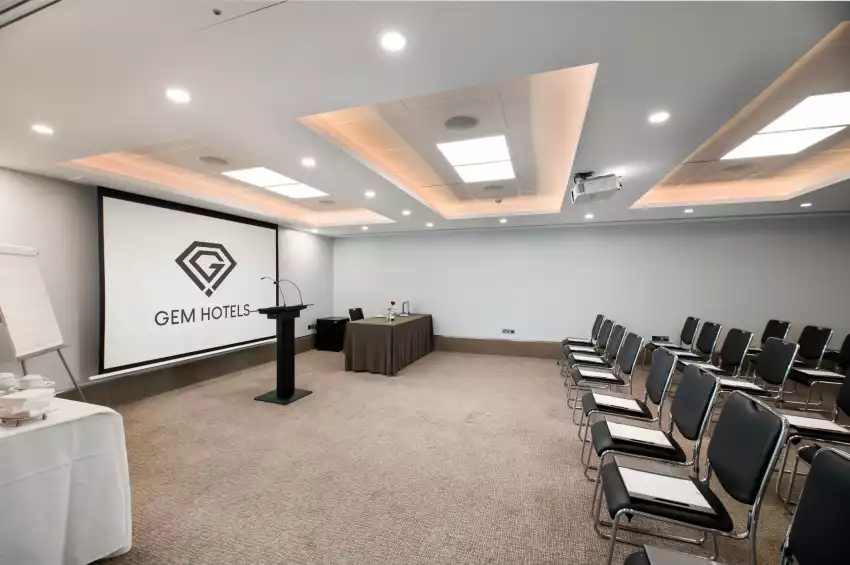 Gem  Langham Court Hotel