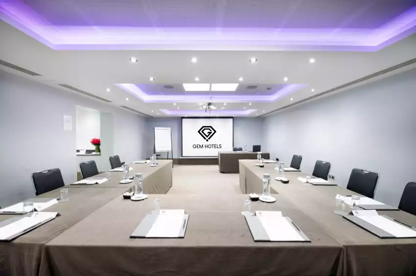 Gem  Langham Court Hotel