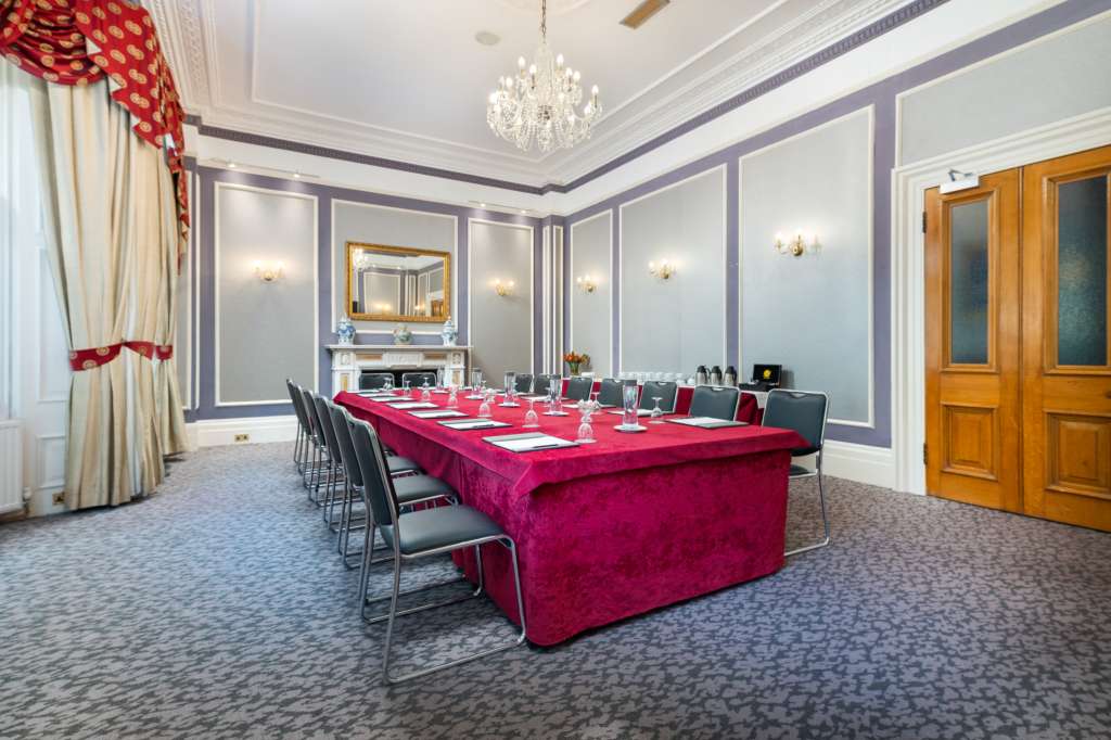 Gem Strathmore Hotel