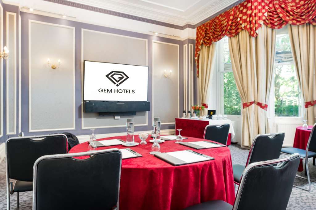Gem Strathmore Hotel