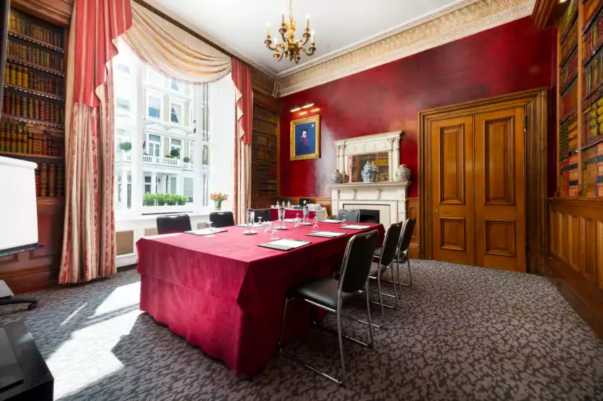 Gem Strathmore Hotel