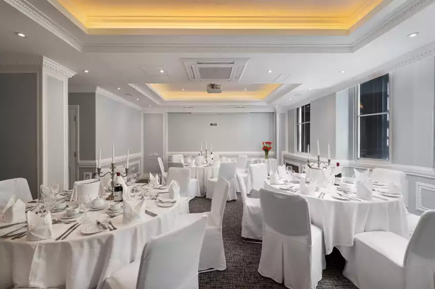 Gem  Fitzrovia Hotel