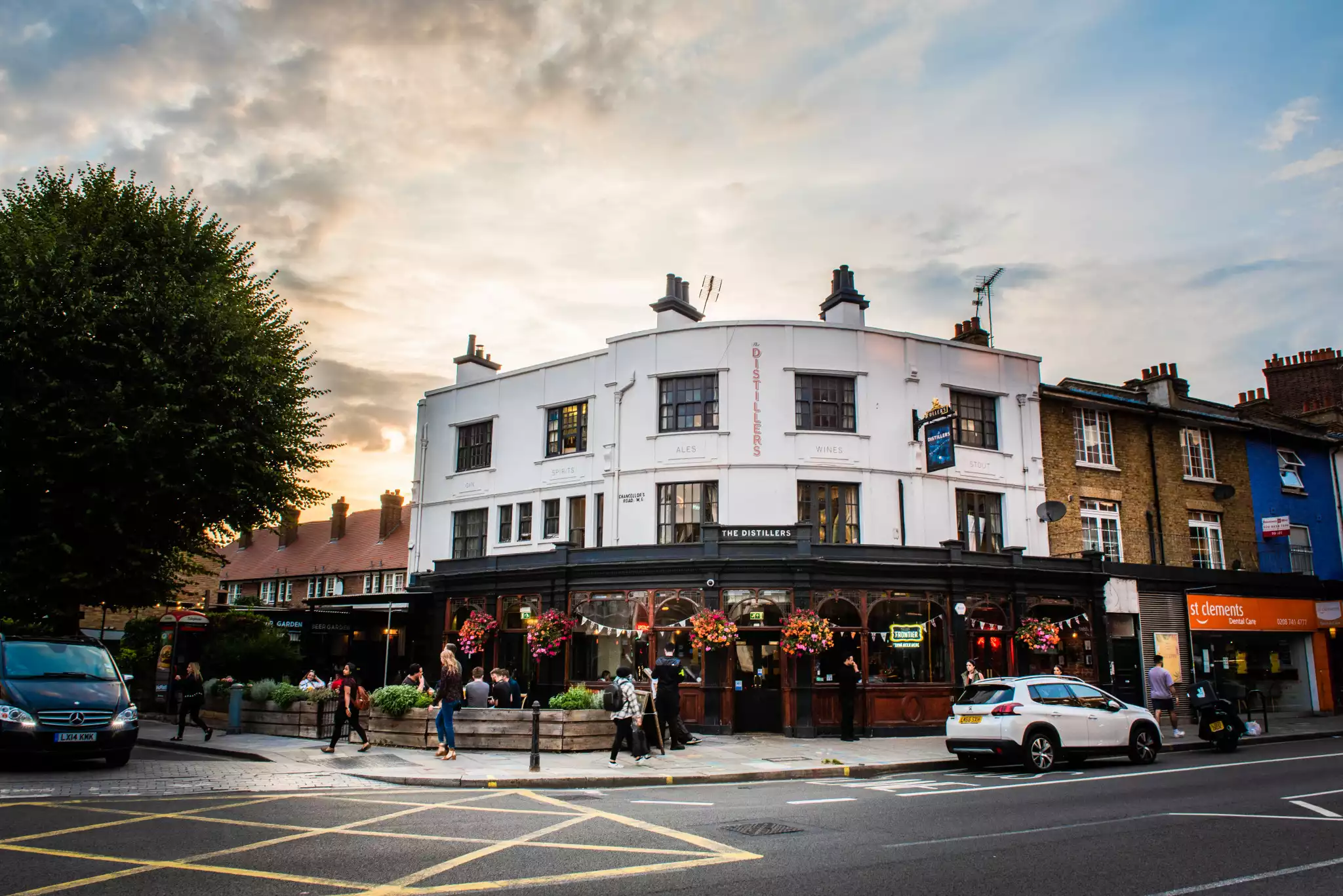 Exclusive Garden Hire