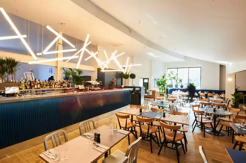 EartH (Evolutionary Arts Hackney) 