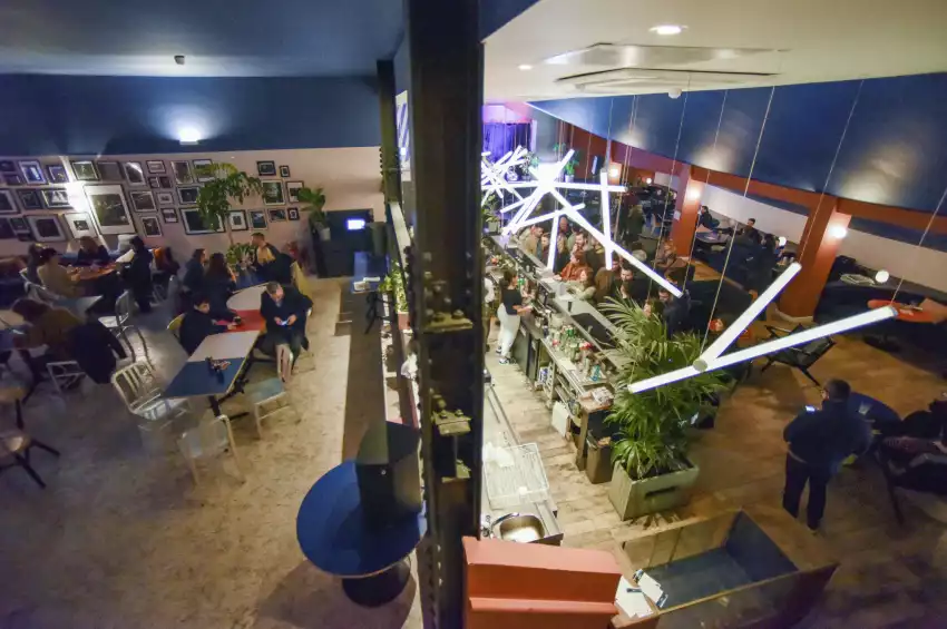 EartH (Evolutionary Arts Hackney) 