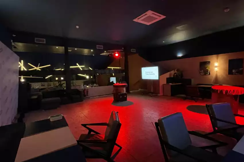 EartH (Evolutionary Arts Hackney) 