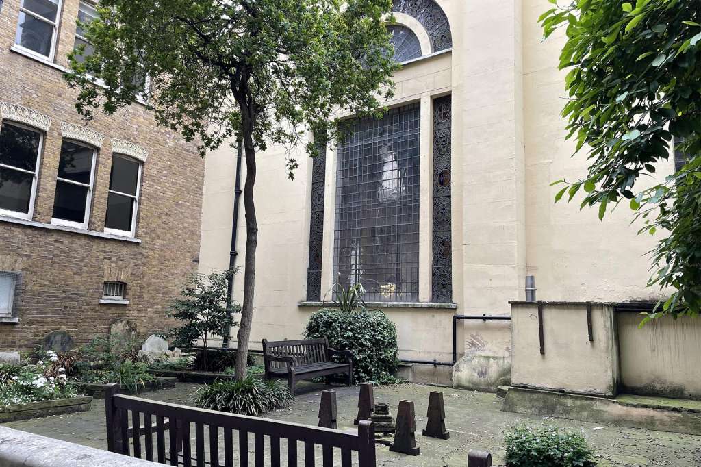 St Mary-at-Hill Church