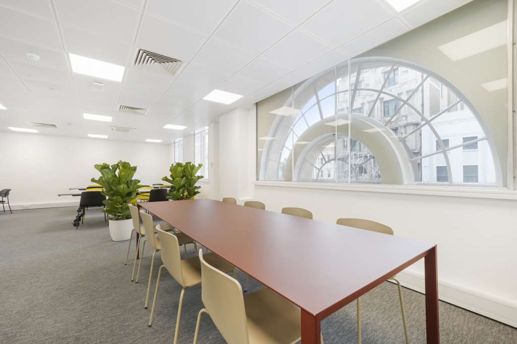 Oasis London