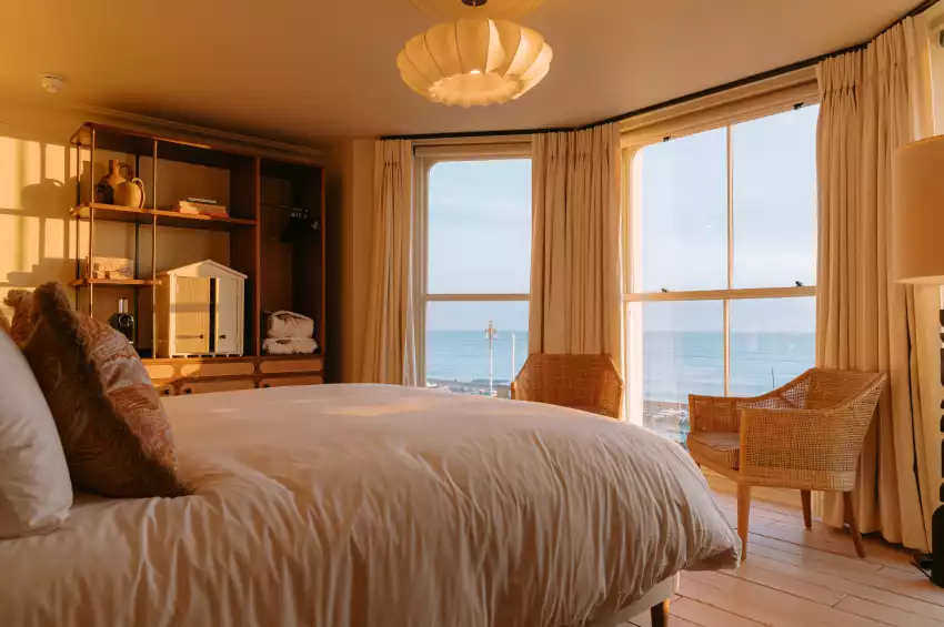 No. 124 Brighton No. 124 Brighton