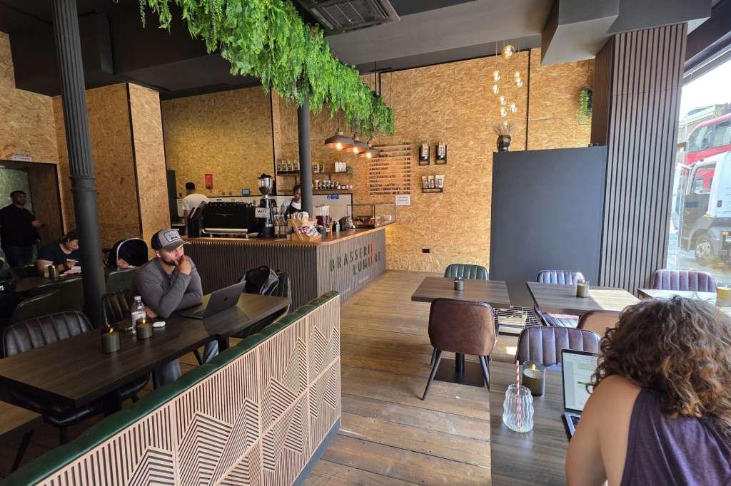 Brasserie Lumiere
