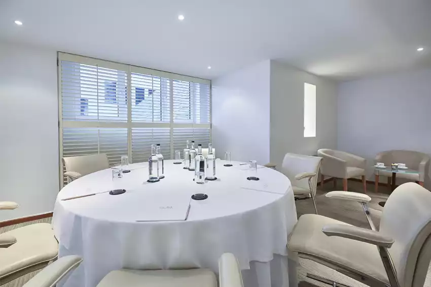 COMO Metropolitan London 