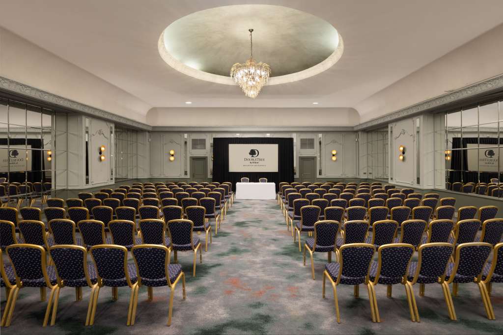 DoubleTree by Hilton Brighton Metropole