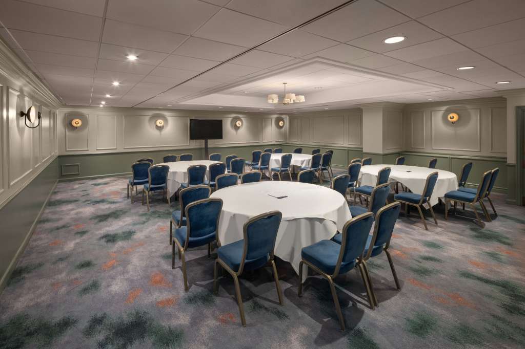 DoubleTree by Hilton Brighton Metropole