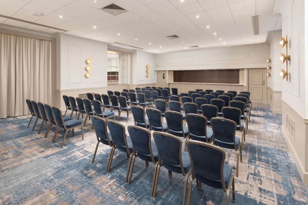 DoubleTree by Hilton Brighton Metropole