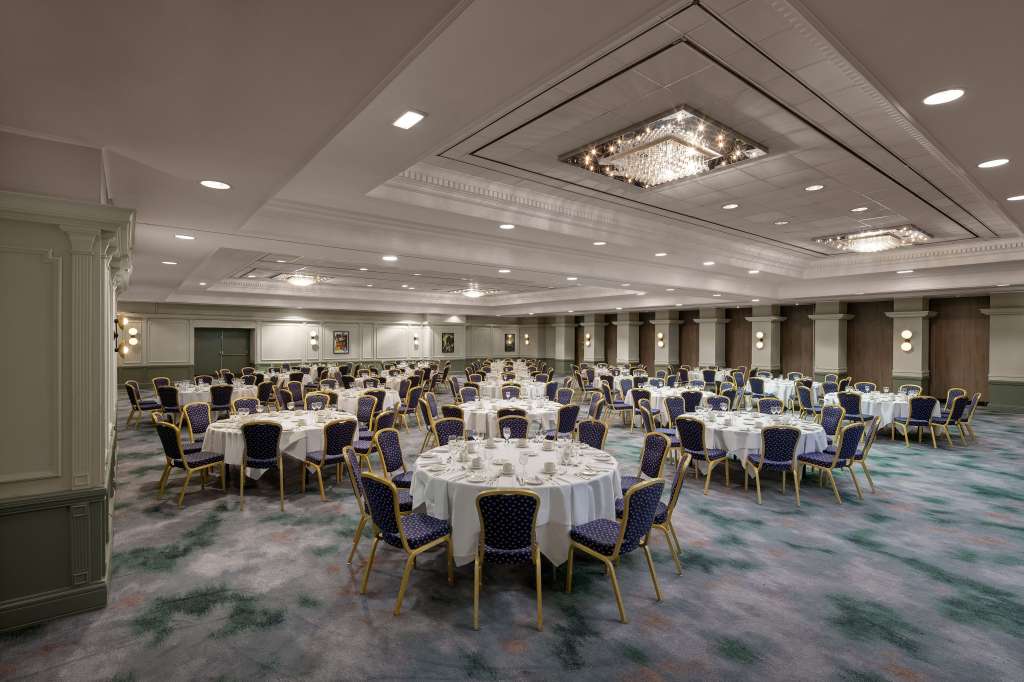 DoubleTree by Hilton Brighton Metropole