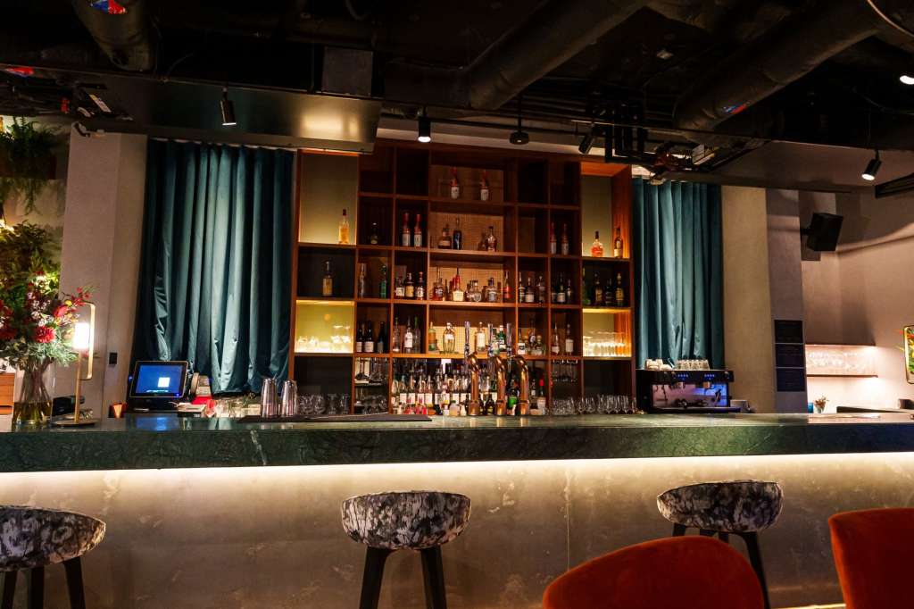 Middle Eight Hotel
