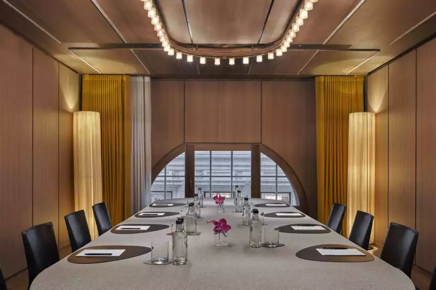 Alex Dilling at Hotel Cafe Royal