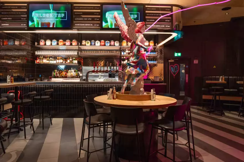 Black Tap Craft Burgers & Beer Soho Black Tap Craft Burgers & Beer Soho