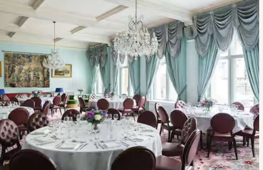 Ballroom 
