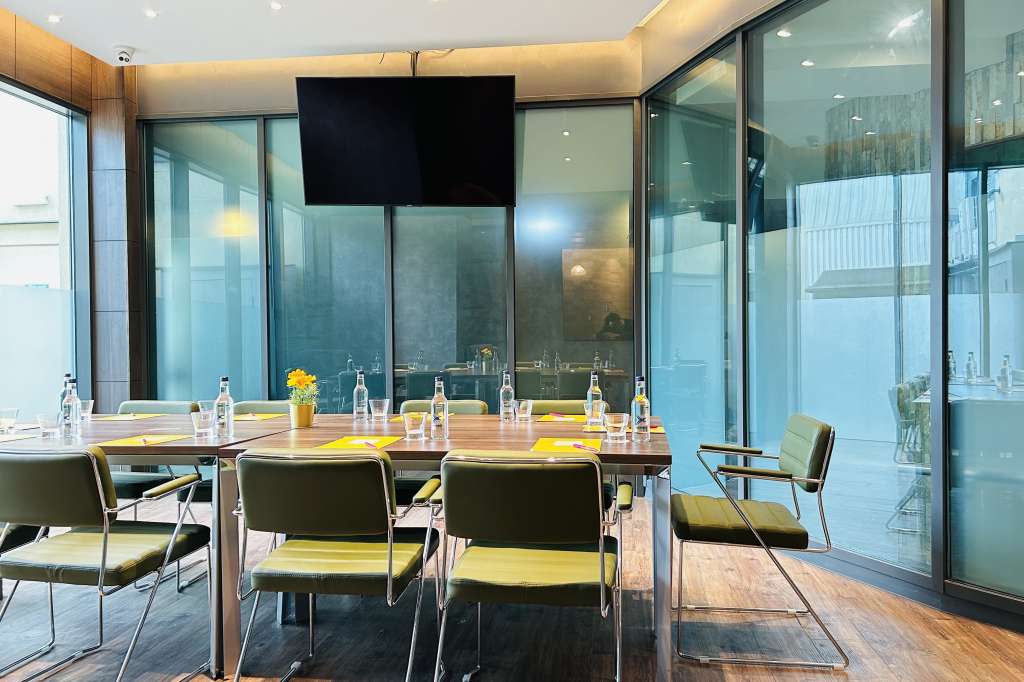Crowne Plaza London Kingston 