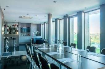 Crowne Plaza London Kingston 