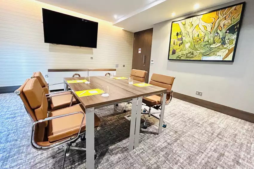 Crowne Plaza London Kingston 