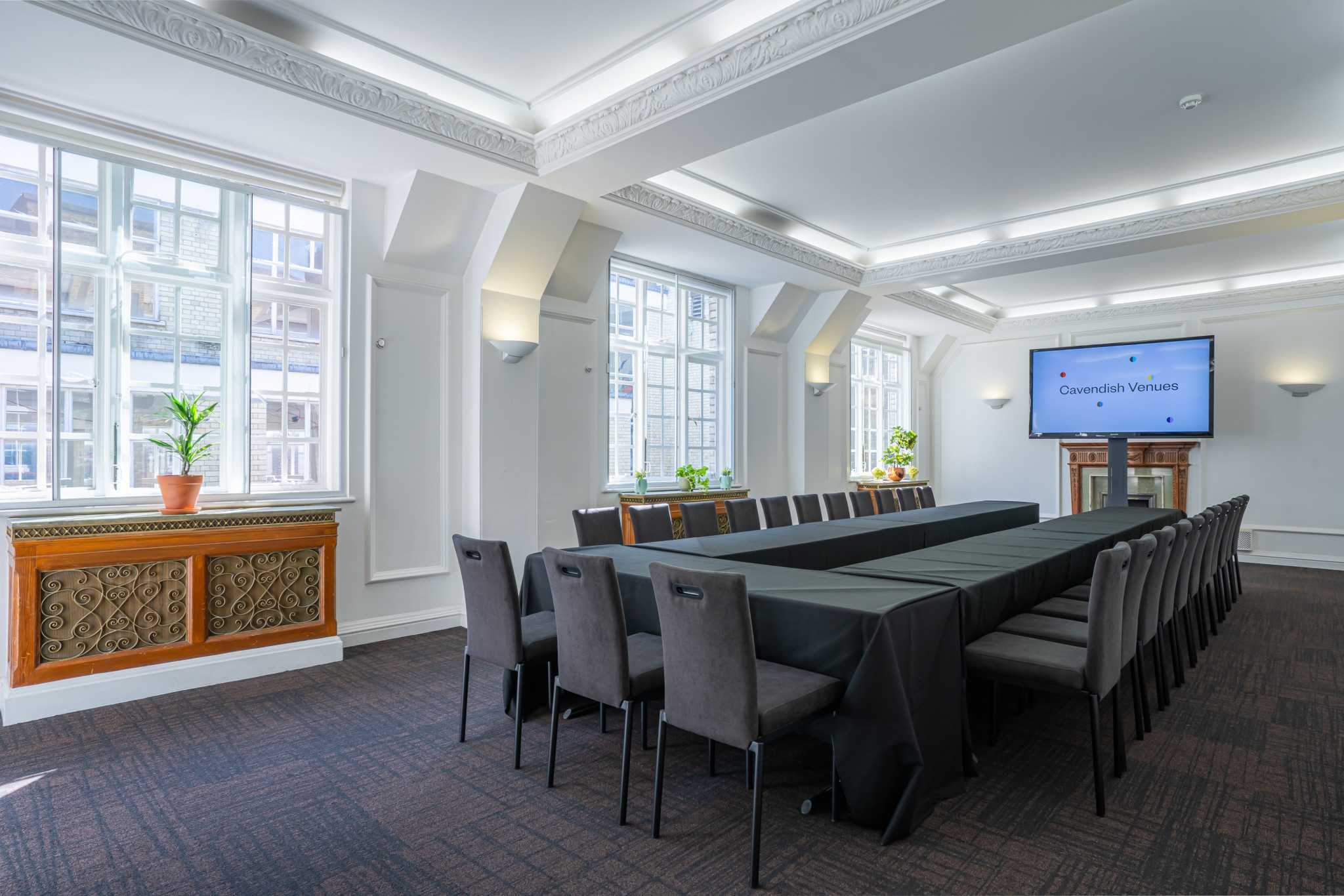Warren Suite