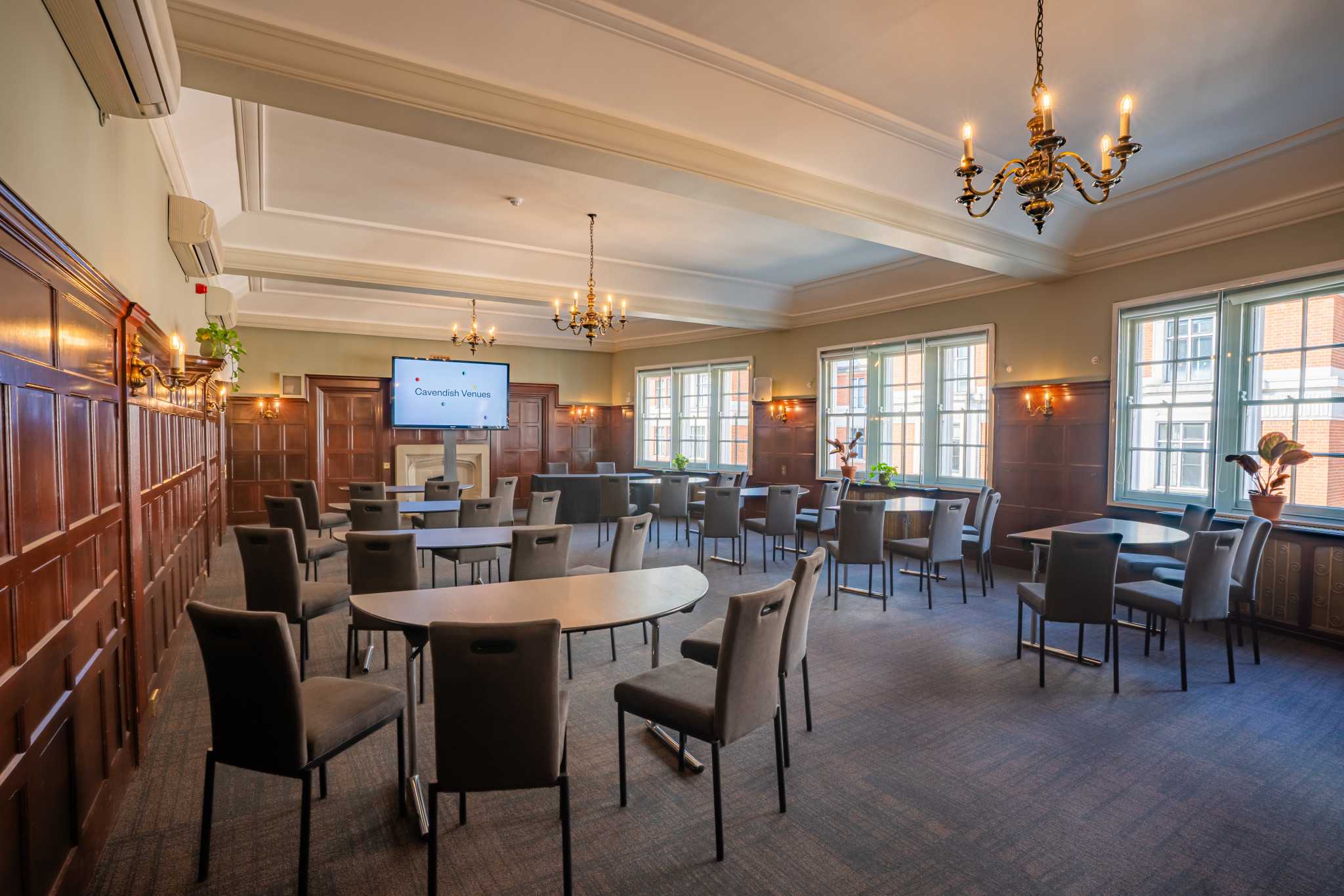 Oxford Suite