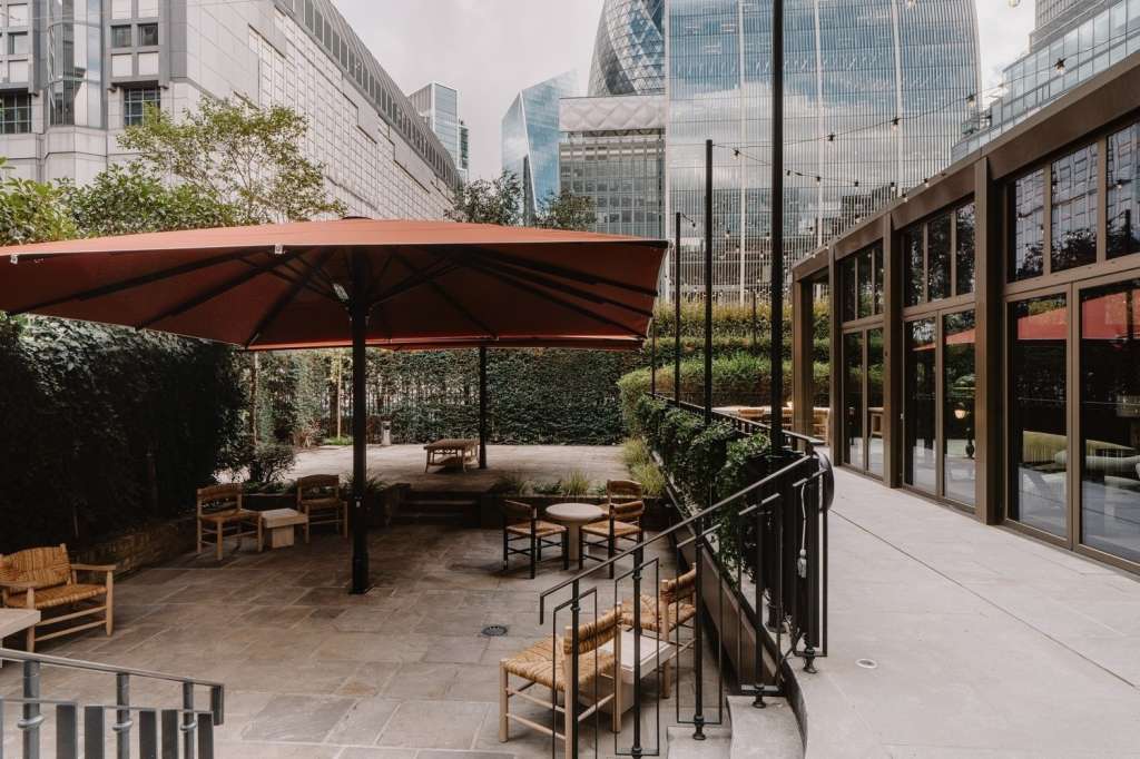 Sir Devonshire Square