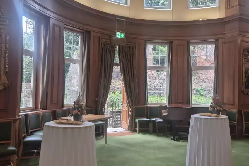 Barber-Surgeons Hall