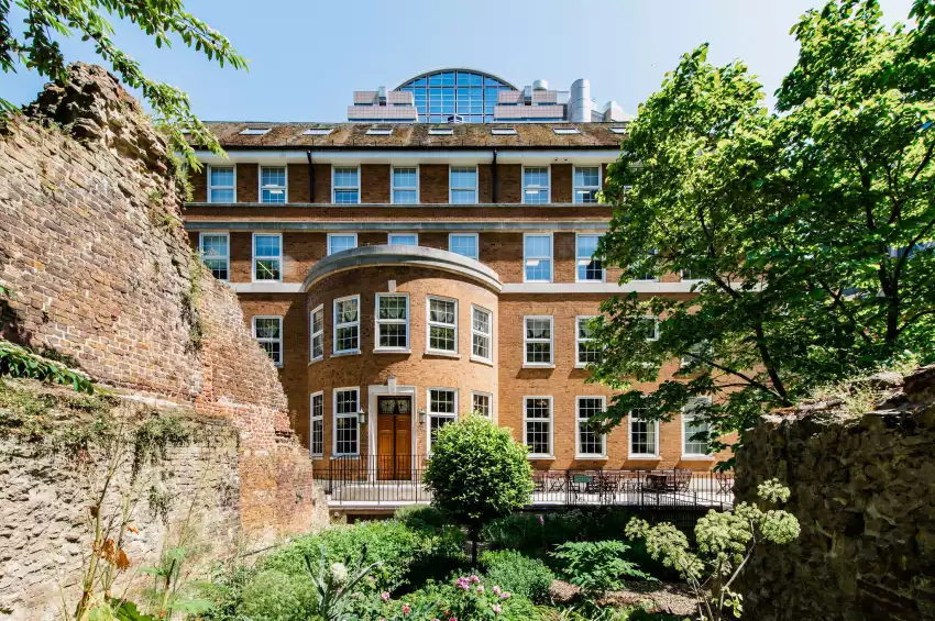 Barber-Surgeons Hall