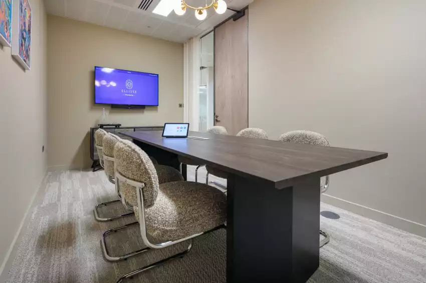 Ellisse by Spacemade 