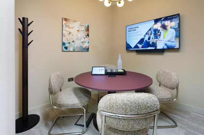 Ellisse by Spacemade 