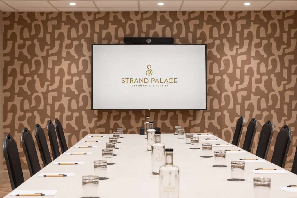 Strand Palace Hotel