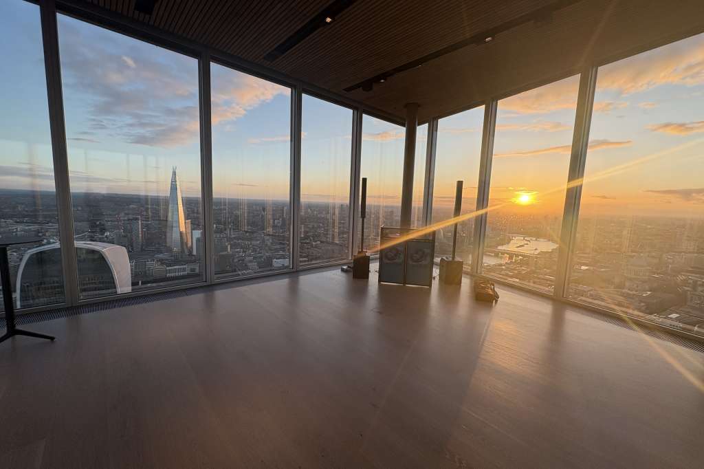 8 Bishopsgate