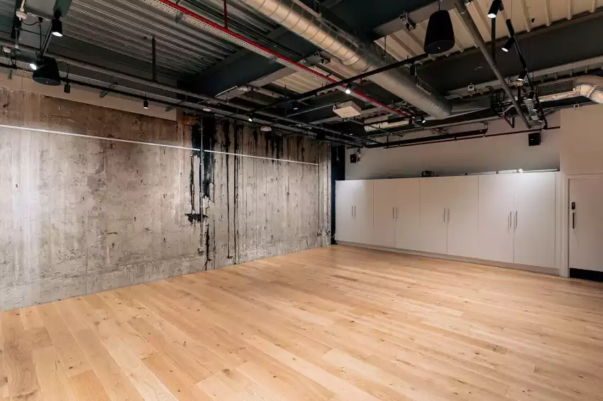 Food Hall @ 17&Central