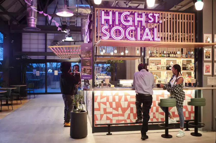 Food Hall @ 17&Central